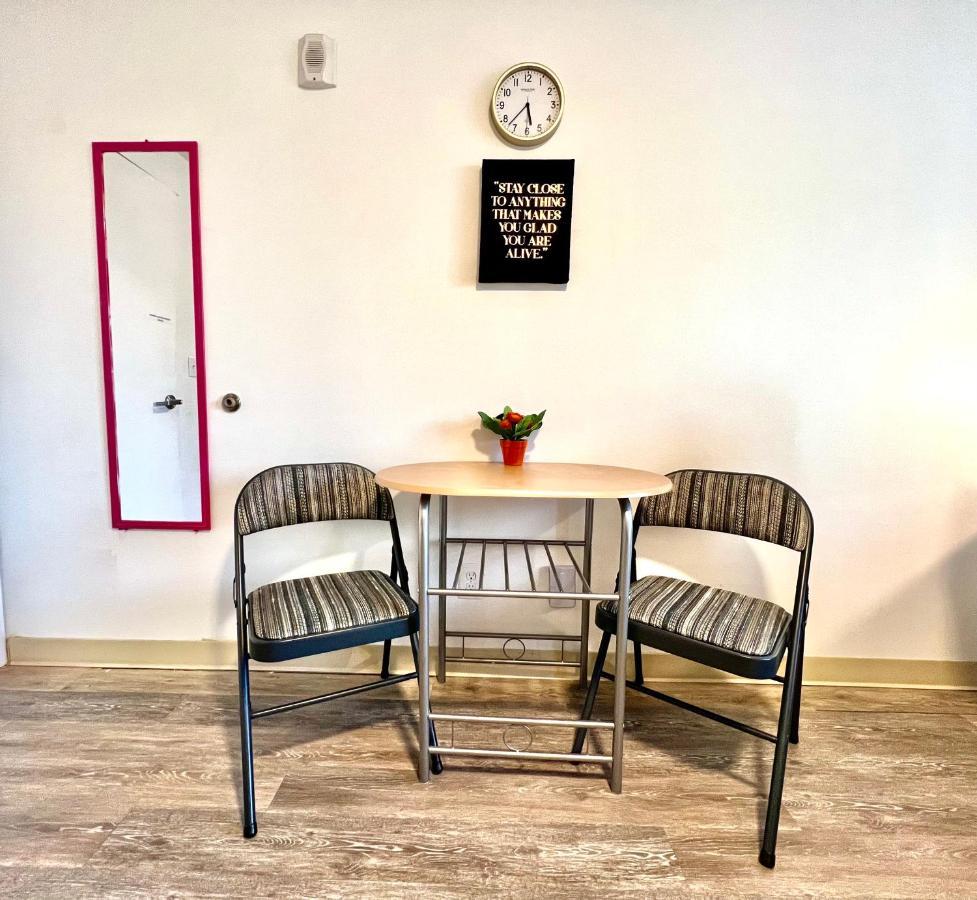 Micro Studio Apartment In University District- 10 Mins Walk To University Of Wa Seattle Zewnętrze zdjęcie