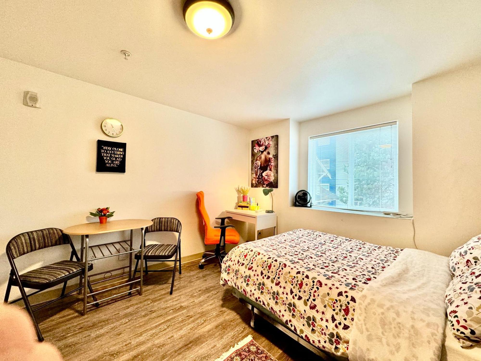 Micro Studio Apartment In University District- 10 Mins Walk To University Of Wa Seattle Zewnętrze zdjęcie