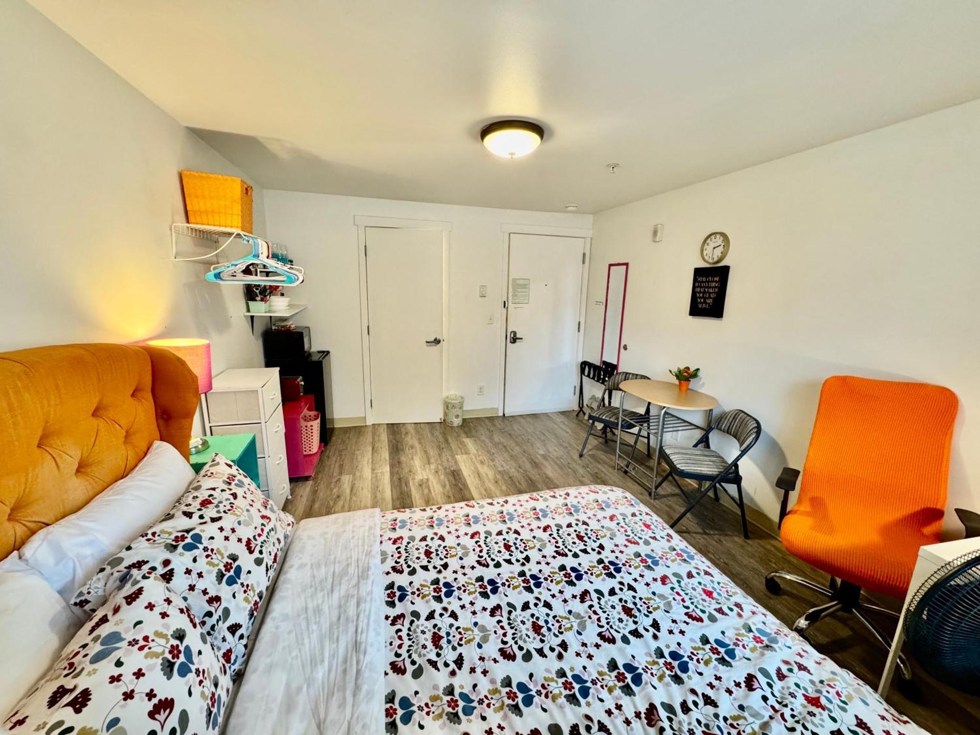 Micro Studio Apartment In University District- 10 Mins Walk To University Of Wa Seattle Zewnętrze zdjęcie